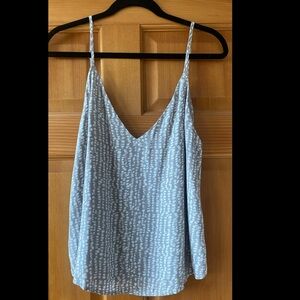 NWOT: vici top